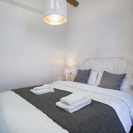 Apartman Tendency - Sagrada Familia